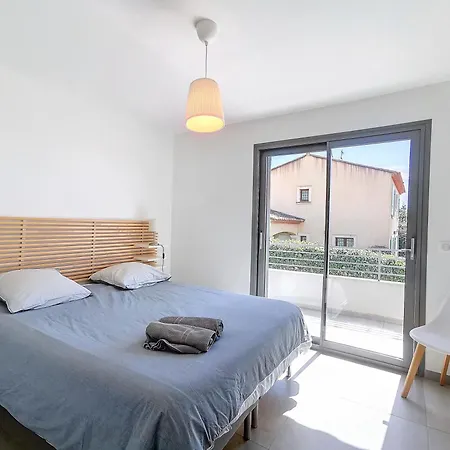 New In With Pool Superb View Neuve Au Castellet Avec Piscine Et Superbe Vue * ル・カステレ