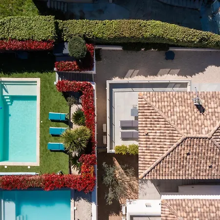 New In With Pool Superb View Neuve Au Castellet Avec Piscine Et Superbe Vue *